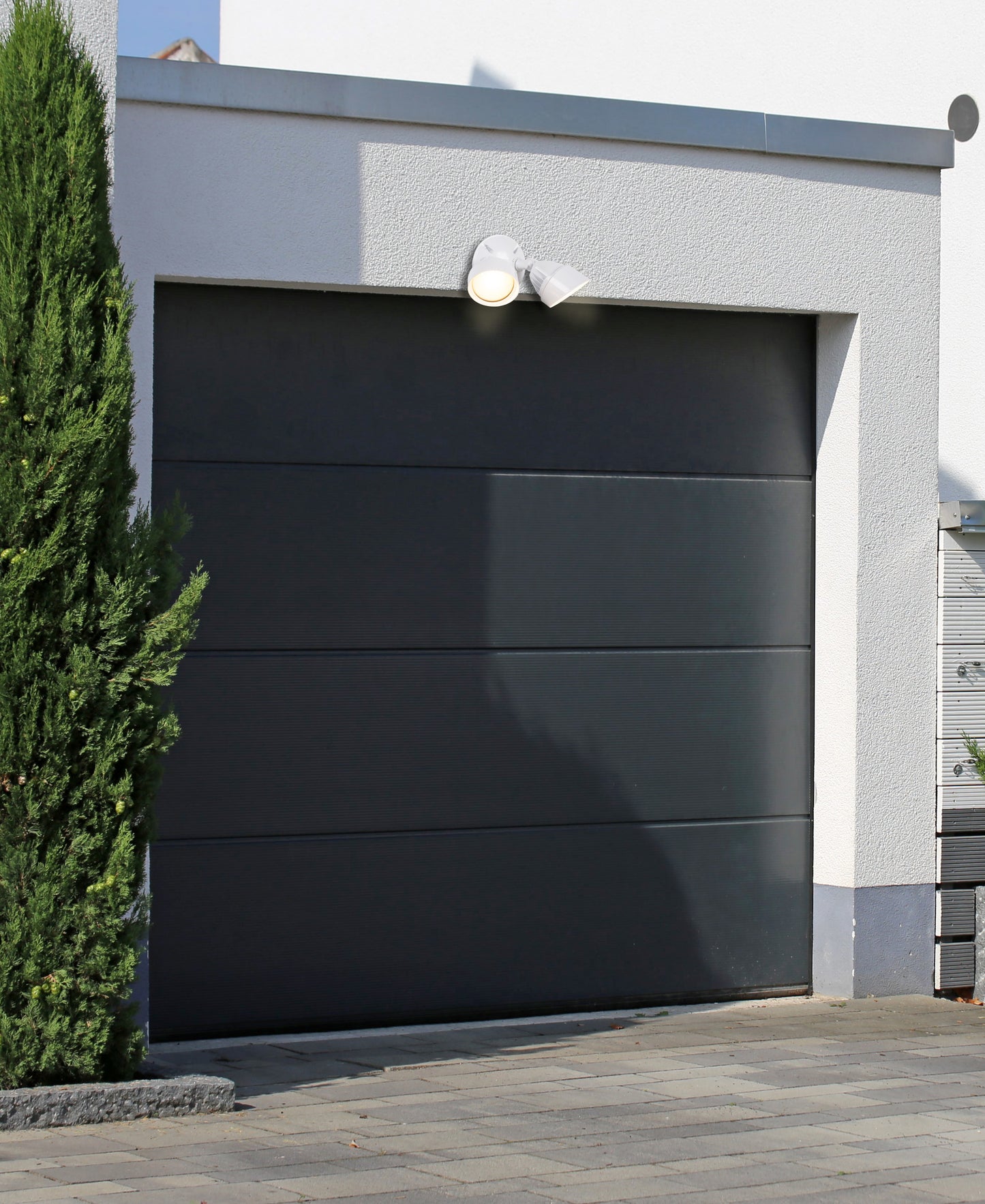 Z422-W-LED - LED Flood 2 Light Outdoor Flood - White
