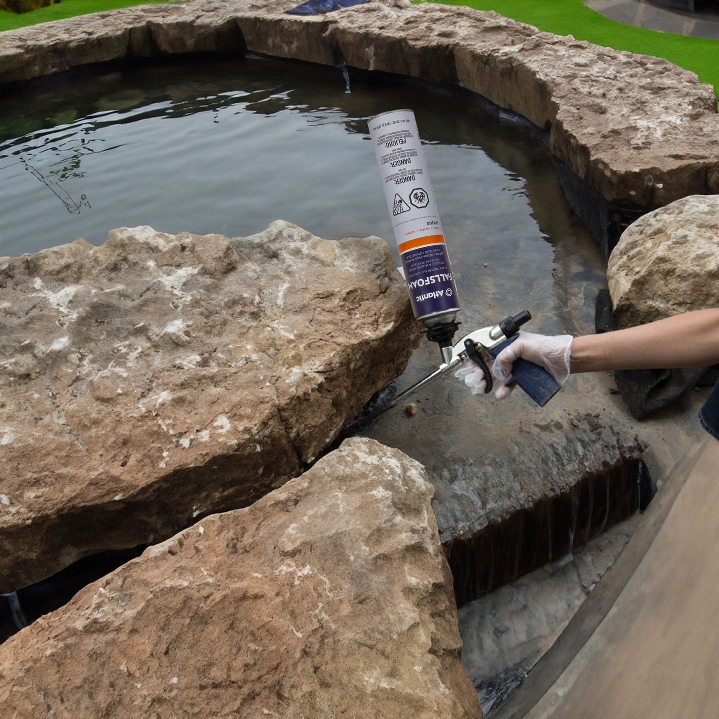 LF1100 - FallsFoam Black Waterfall Foam with Applicator Straw