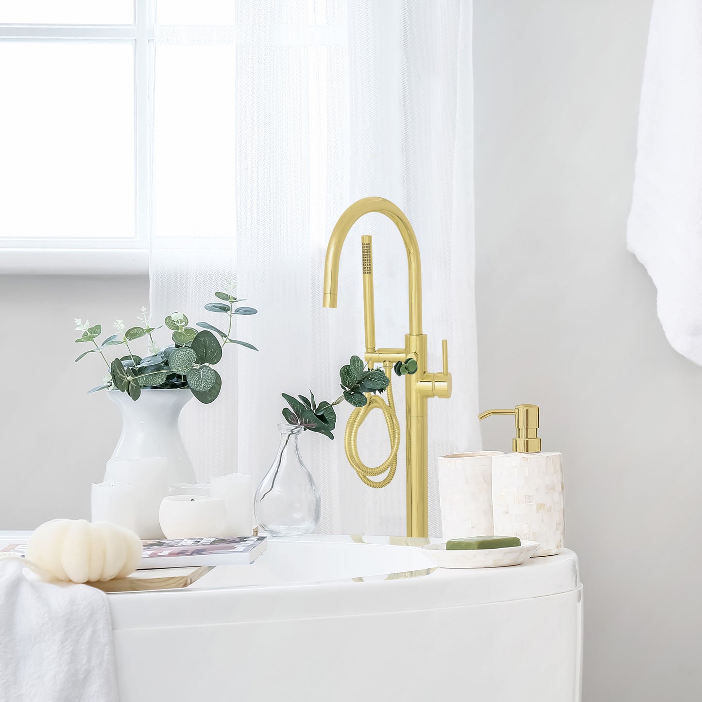 EMBY-BTF-PG - Autograph Edition Emerald Bay Bath Tub Filler in Polished Gold