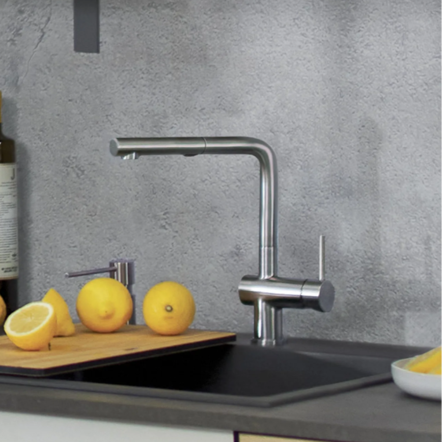 526366 - Linus Low Arc Pull-Out Dual-Spray Kitchen Faucet - PVD Steel