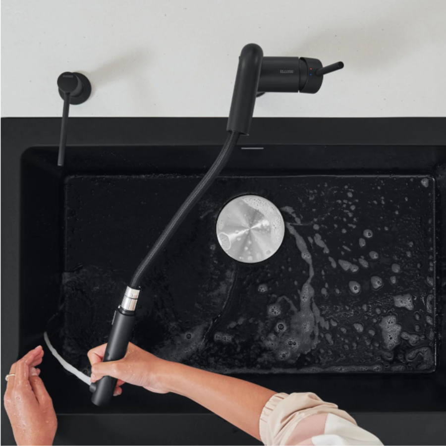 526374 - Linus Low Arc Pull-Out Dual-Spray Kitchen Faucet - Coal Black