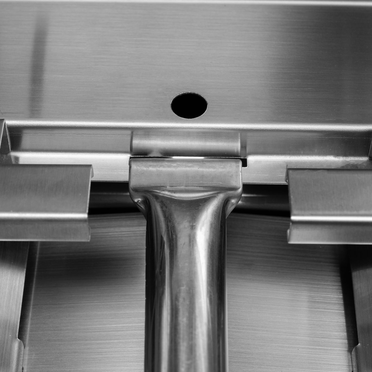 Prelude LBM 25" 3 Burner Gas Grill - NG - BLZ-3LBM-NG