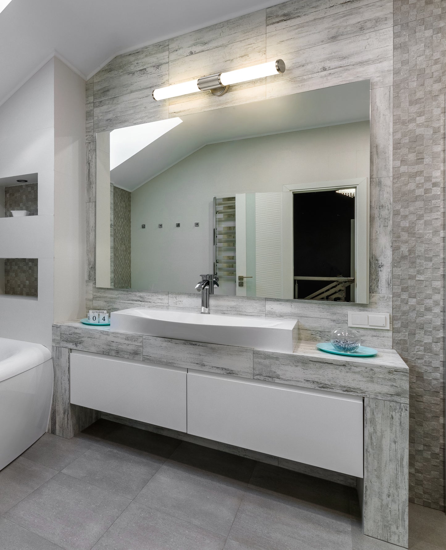 1021-32W-BN-LED - Solange 1 Light 32" Vanity - Brushed Nickel