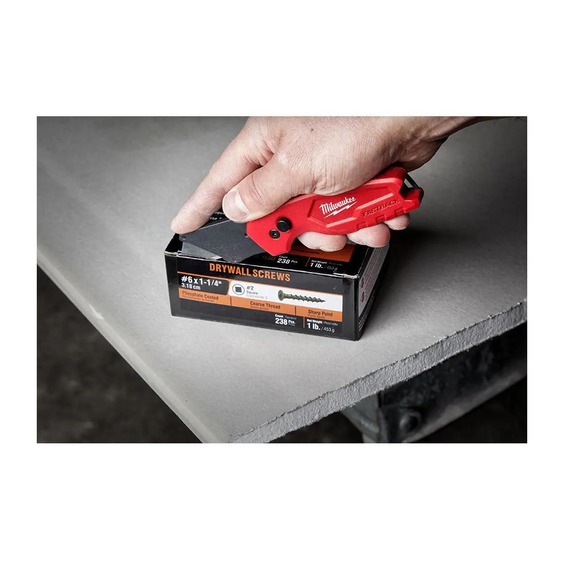 48-22-1500 - FASTBACK Compact Folding Utility Knife