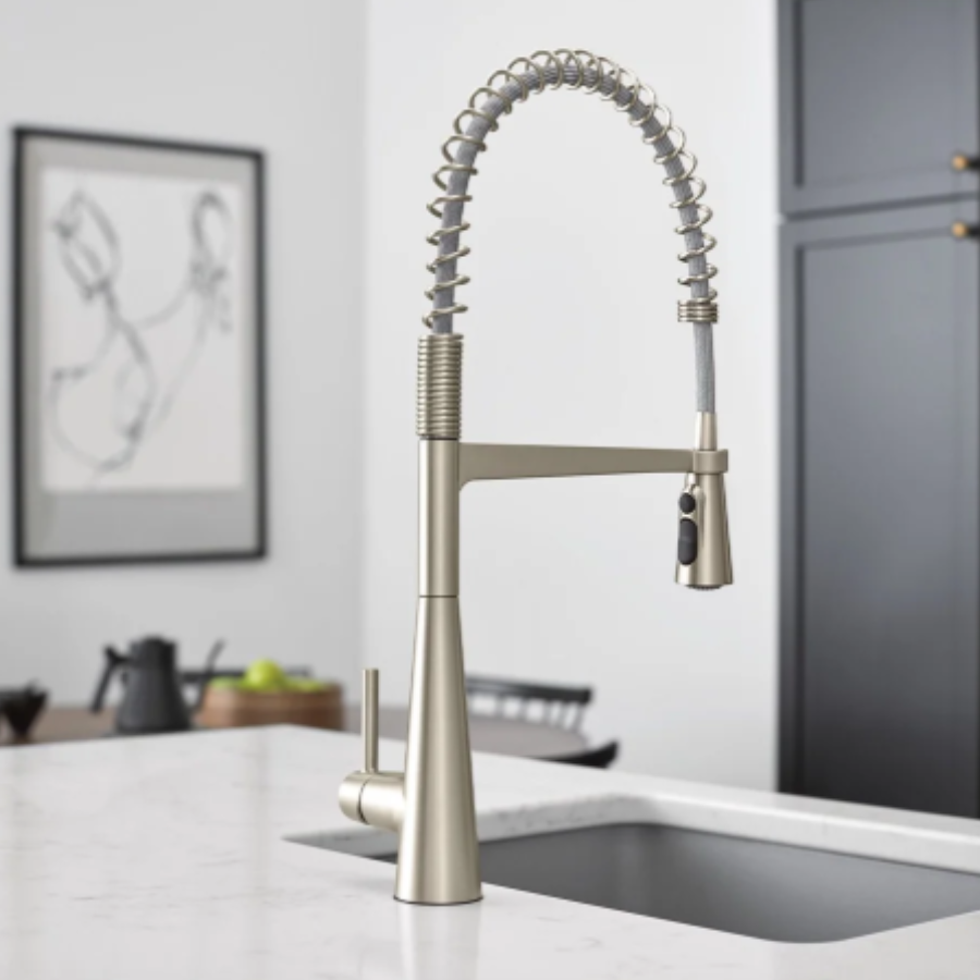5925BL - Sleek One-Handle Pulldown Kitchen Faucet - Matte Black
