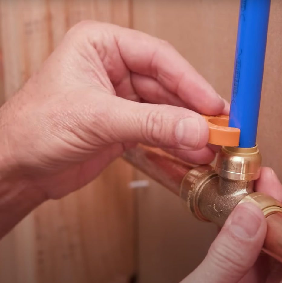 SharkBite U710 - 1/2" Disconnect Clip