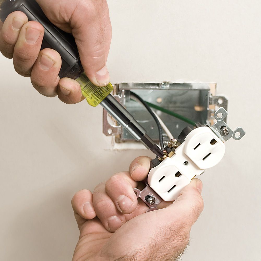 32500 - Multi-Bit 11-in-1 Screwdriver / Nut Driver