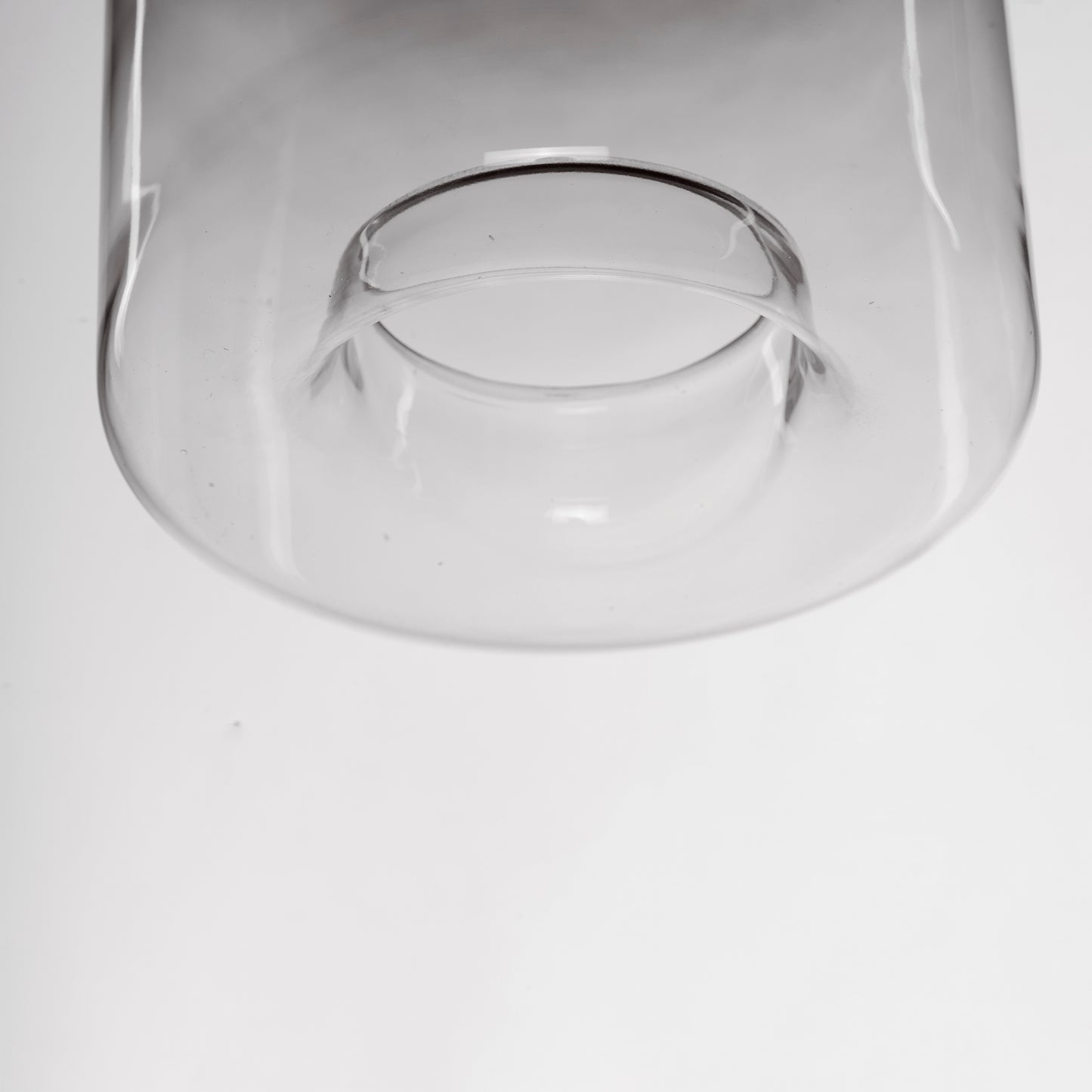 E20256-142BK - Bombona 16" Pendant - Black