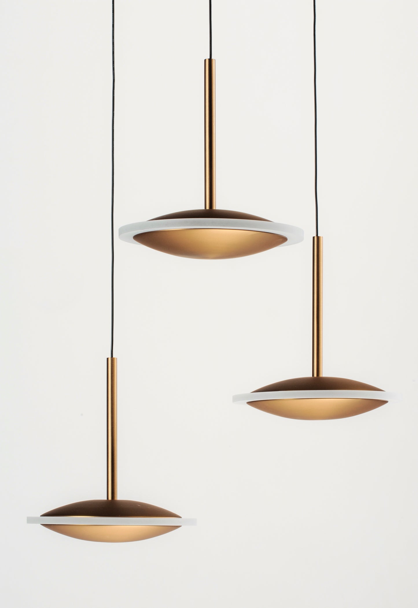 E21543-90BKGLD - 3 Light Saucer 17" Chandelier - Black / Gold