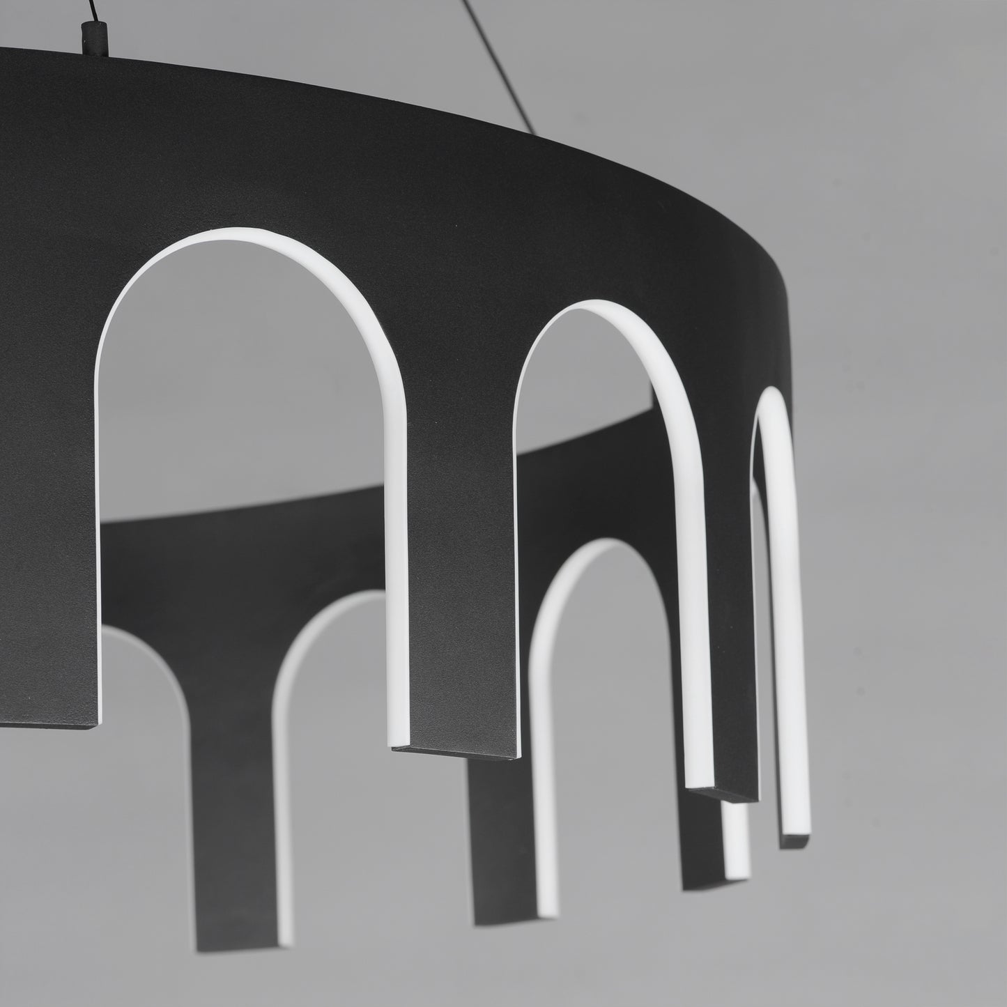 E24864-BK - Coronation 39" Pendant - Black