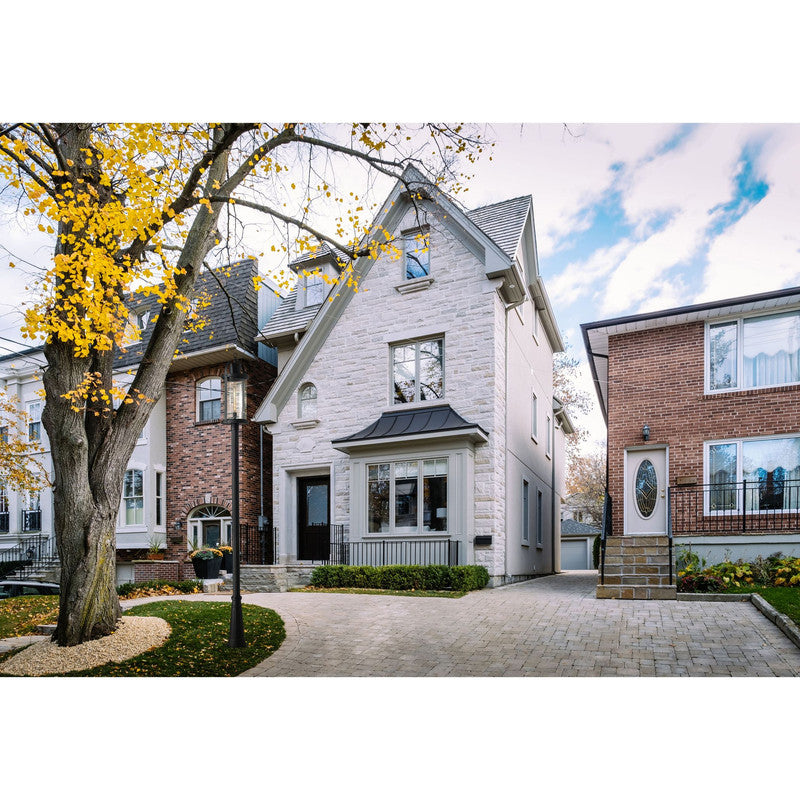 569PHXL-519P - Roundhouse 1 Light 12" Post Mount