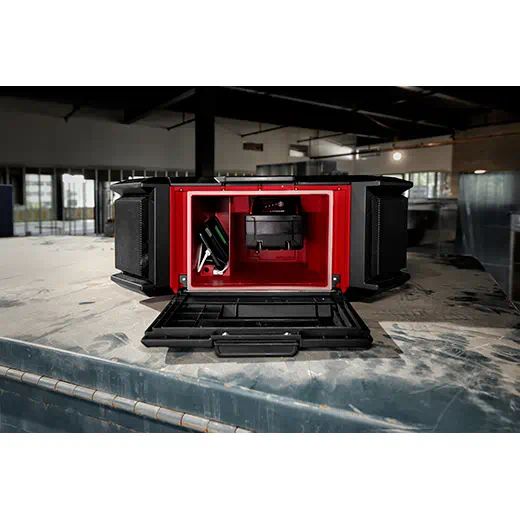 2950-20  - M18 PACKOUT Radio + Charger