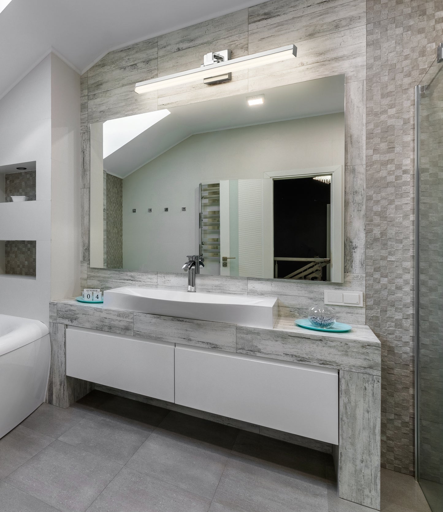 1009-32W-CH-LED - Liam 1 Light 32" Vanity - Chrome