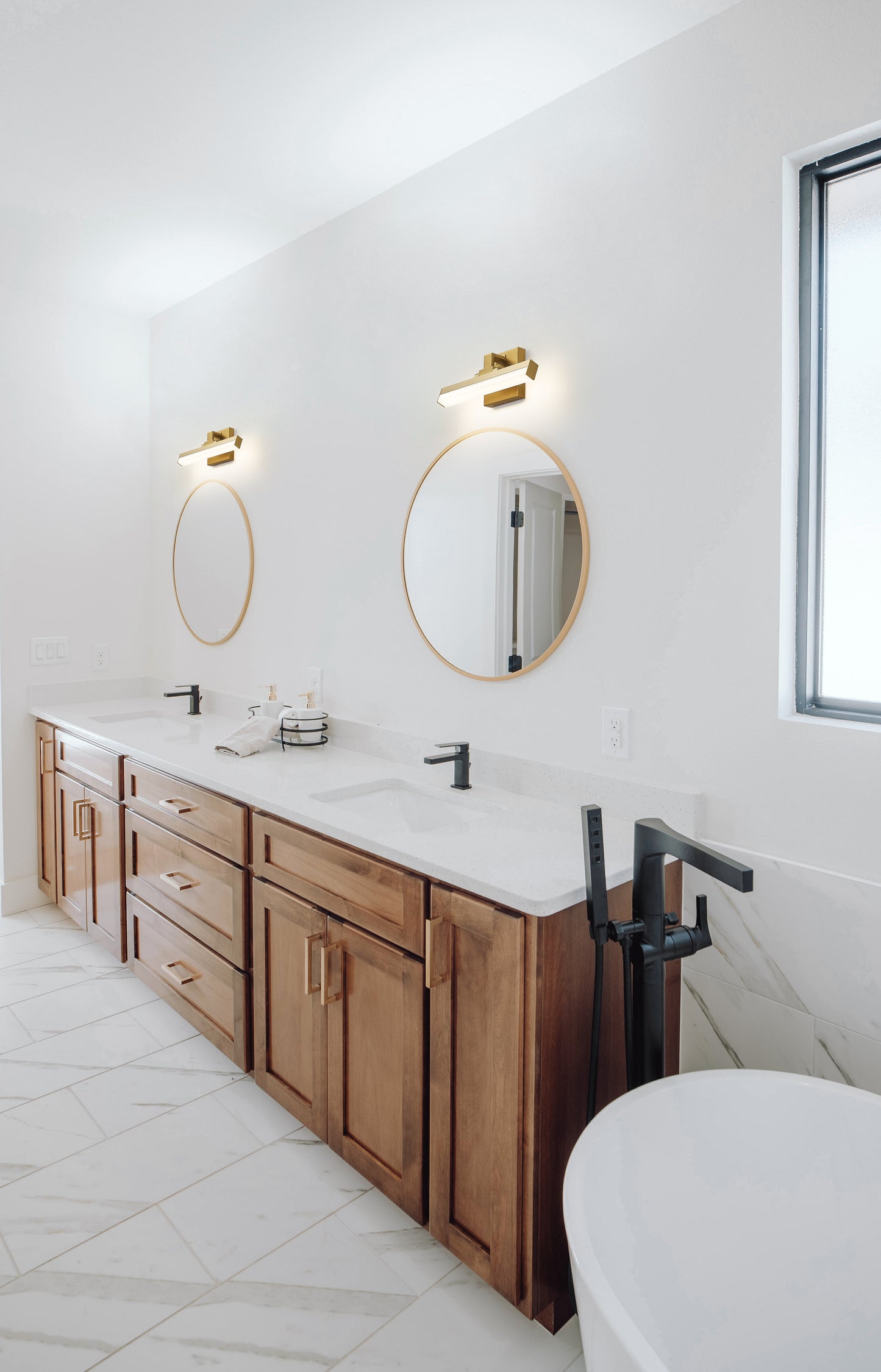 1009-13W-MGLD-LED - Liam 1 Light 13" Vanity - Modern Gold