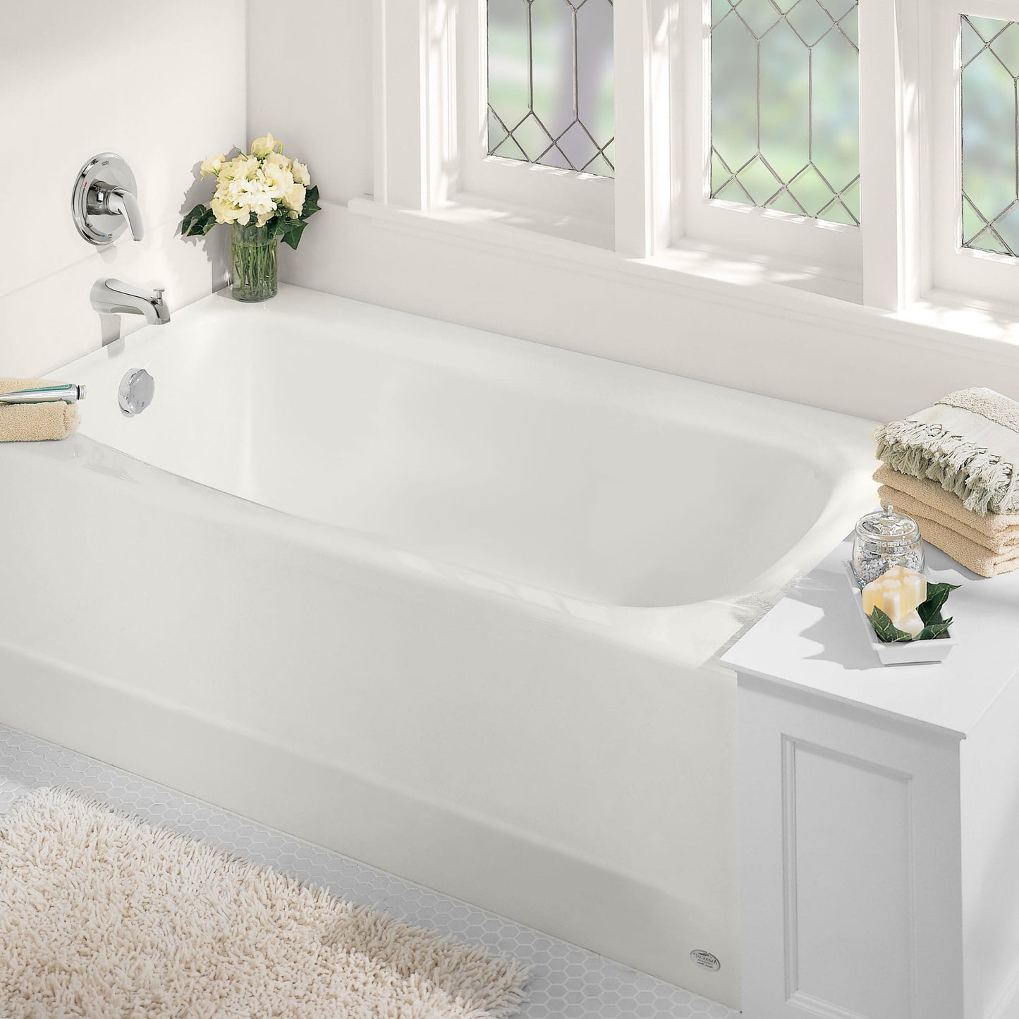 Cambridge Americast 60" x 32" Integral Apron Bathtub With Left-Hand Outlet