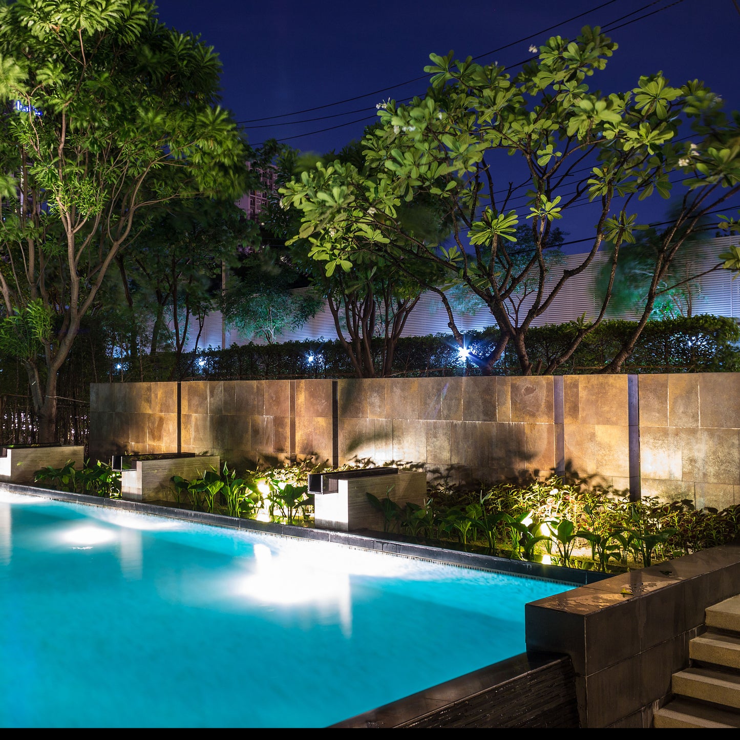 772764 - Dimmable Wet Rated PAR30 Short Neck LED Flood Light Bulb - 10 Watt - 2700K - 4 Pack