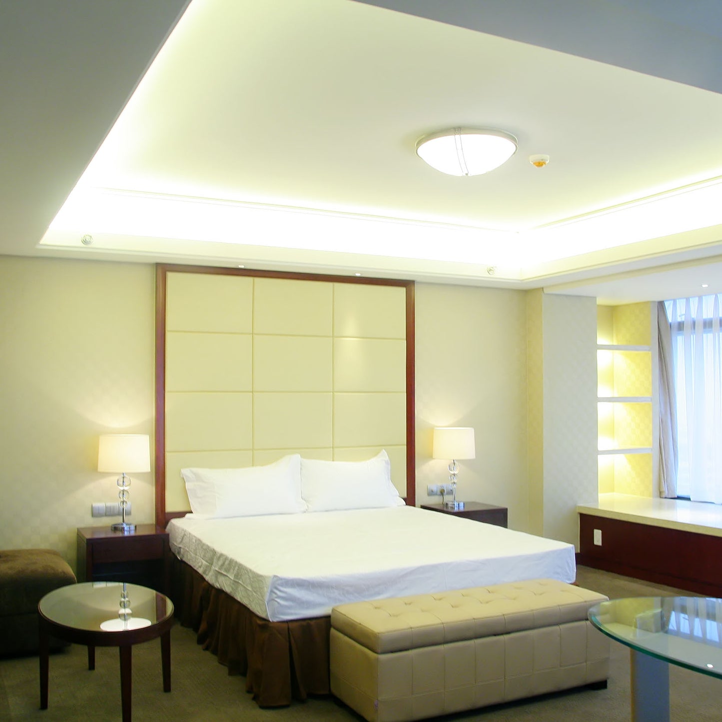 770643 - Dimmable Clear T6 Candelabra LED Light Bulb - 6.5 Watt - 3000K - 2 Pack