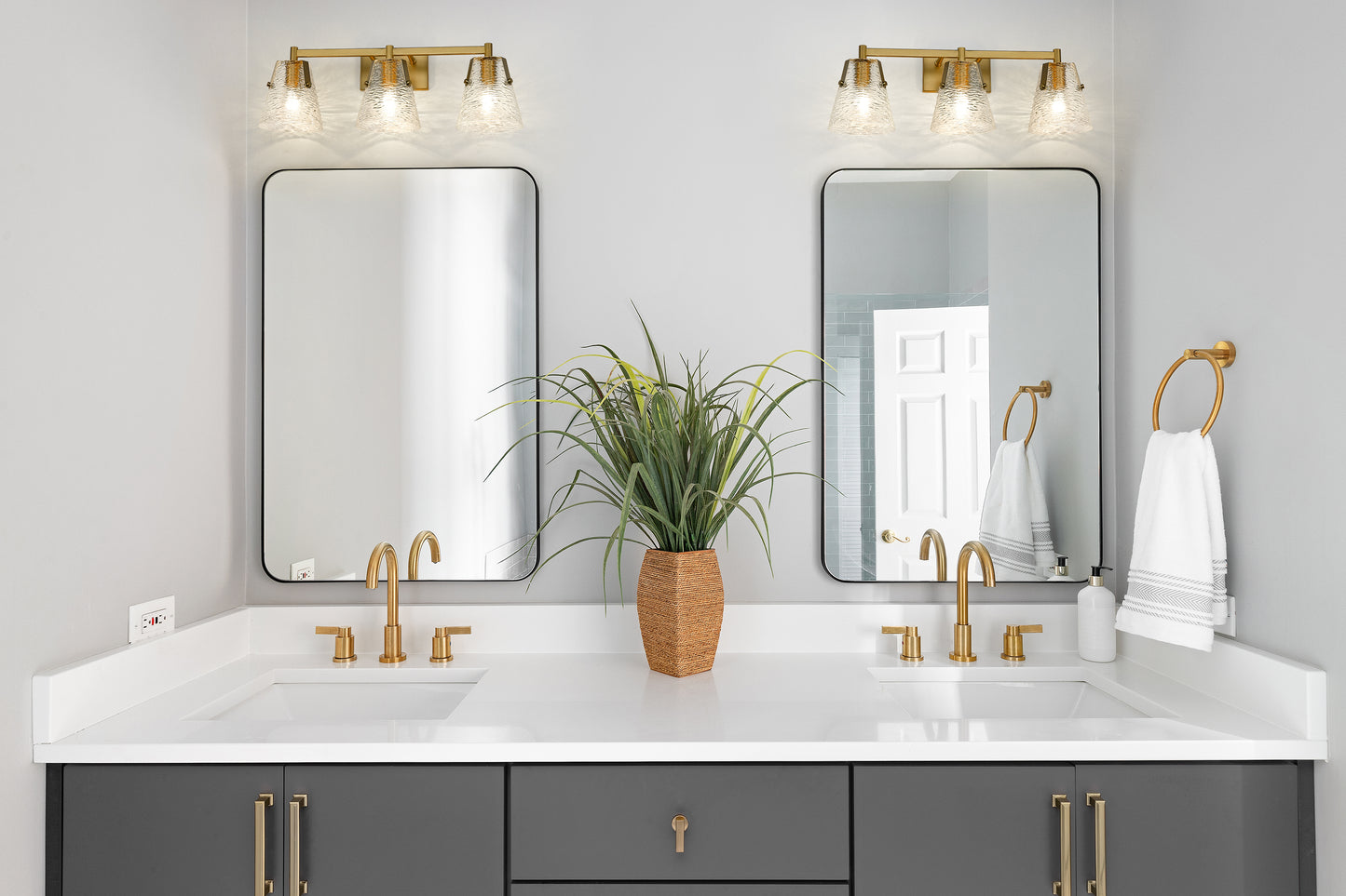 1101-3V-MGLD - Analia 3 Light 26" Vanity - Modern Gold