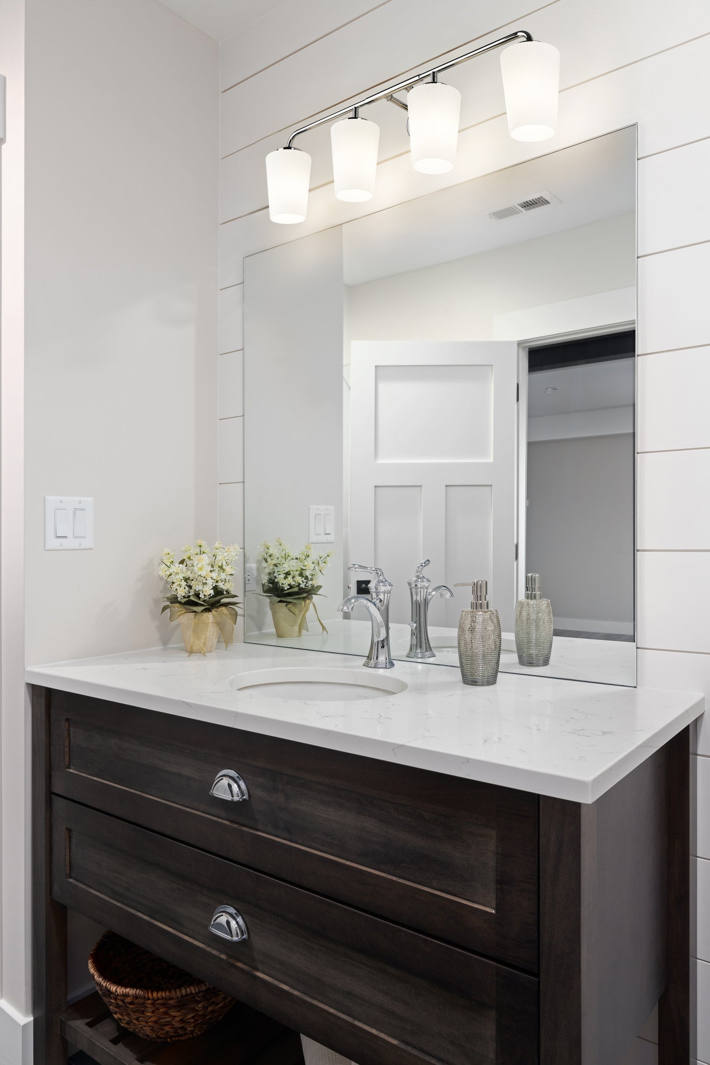 7005-4V-CH - Montford 4 Light 32" Vanity - Chrome