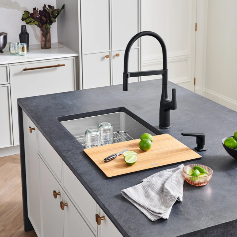 443148 - Quatrus R15 32" Super Single Bowl Undermount Stainless Steel Kitchen Sink