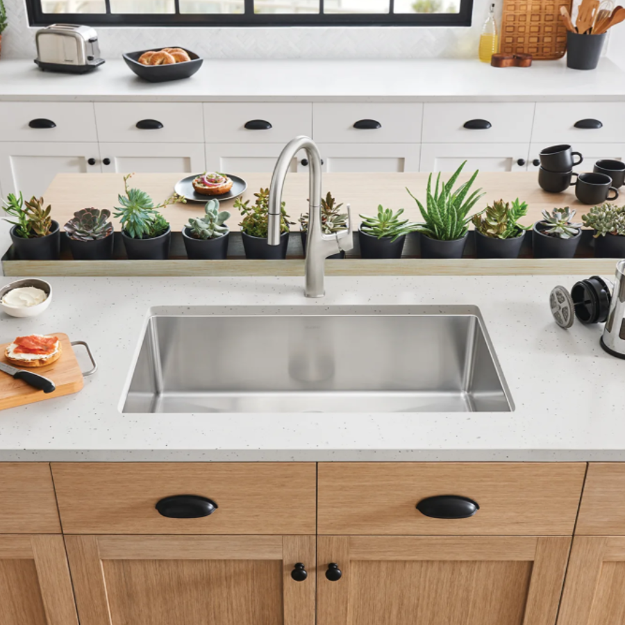 524754 - Quatrus R15 25" Single Bowl Undermount Stainless Steel Kitchen Sink