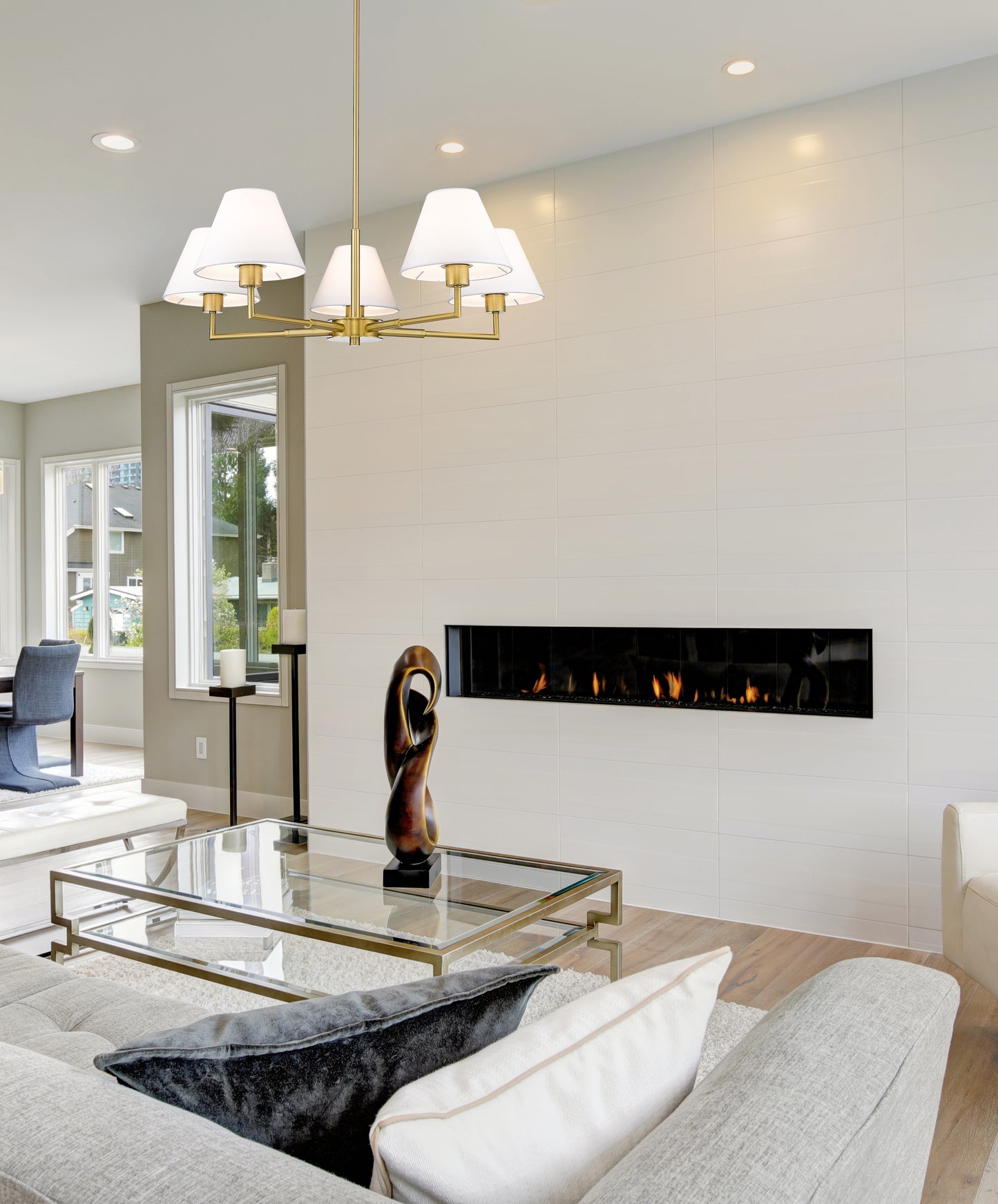744-34R-LG - Leila 5 Light 34" Chandelier - Luxe Gold