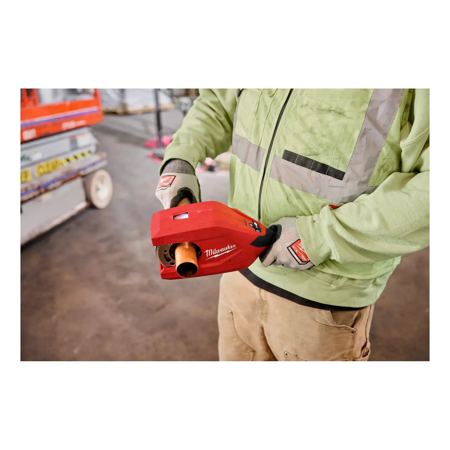 2479-20 - M12 Brushless 1-1/4" - 2" Copper Tubing Cutter