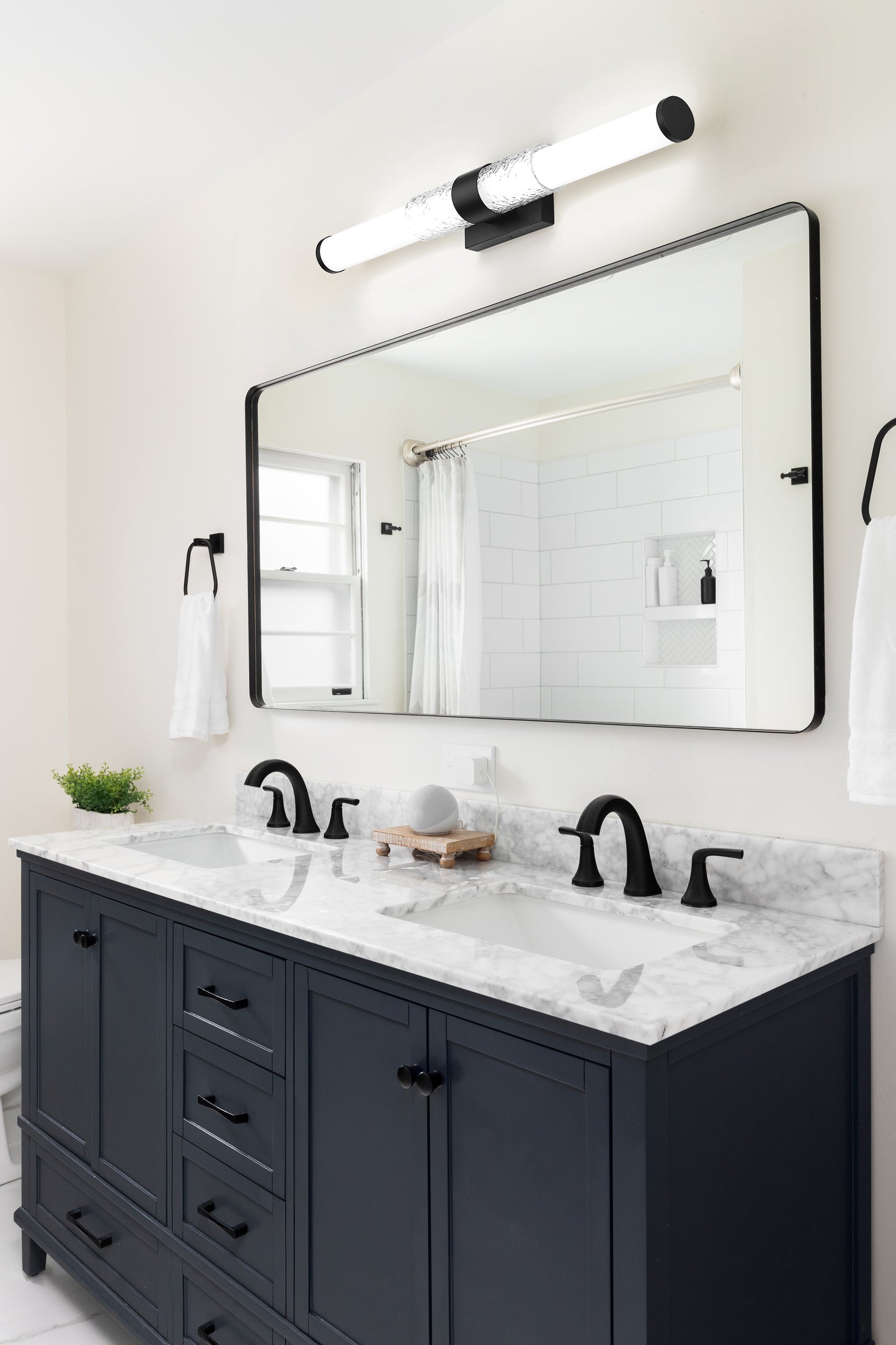 1015-32W-MB-LED - Egon 1 Light 32" Vanity - Matte Black