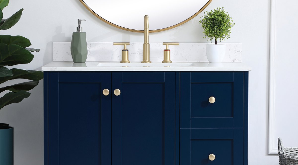 Vanity Backsplash in Calacatta White