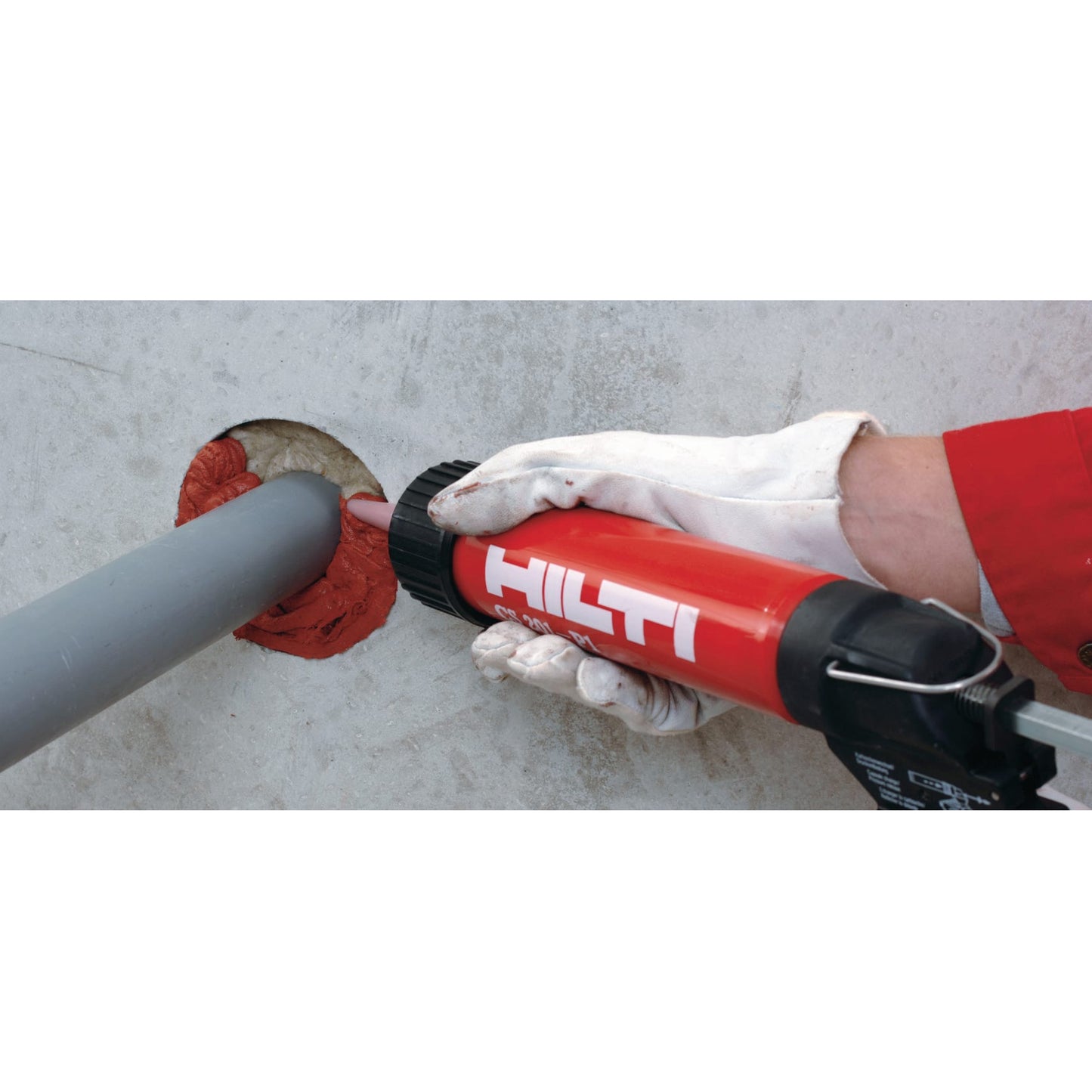 Hilti fs one max firestop caulk applied around large pipe