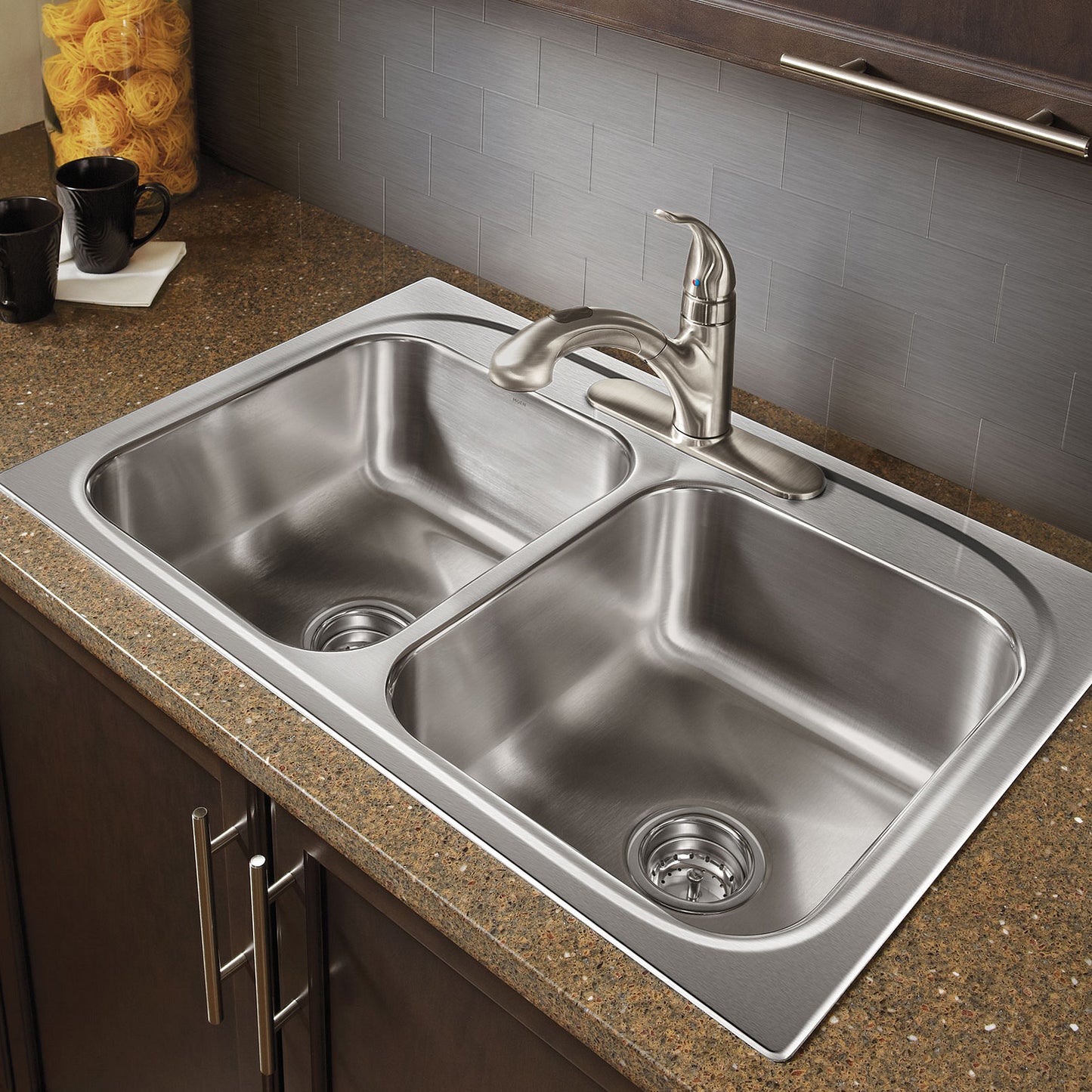 Integra One-Handle Low Arc Pullout Kitchen Faucet