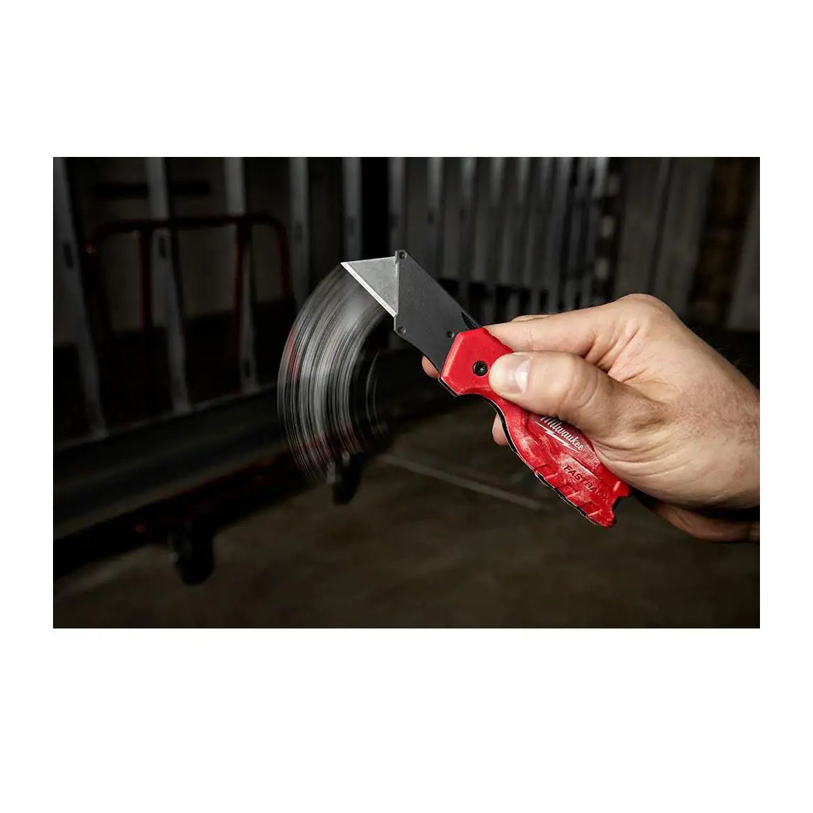 48-22-1500 - FASTBACK Compact Folding Utility Knife