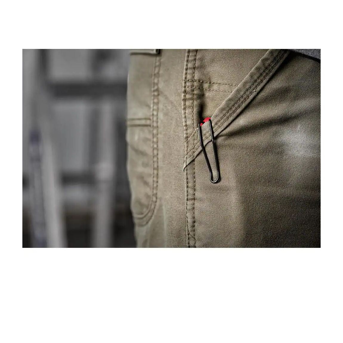 48-22-1500 - FASTBACK Compact Folding Utility Knife