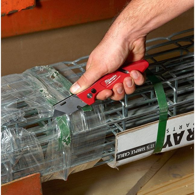 48-22-1901 - Fastback Utility Knife with Wire Stripper / Gut Hook