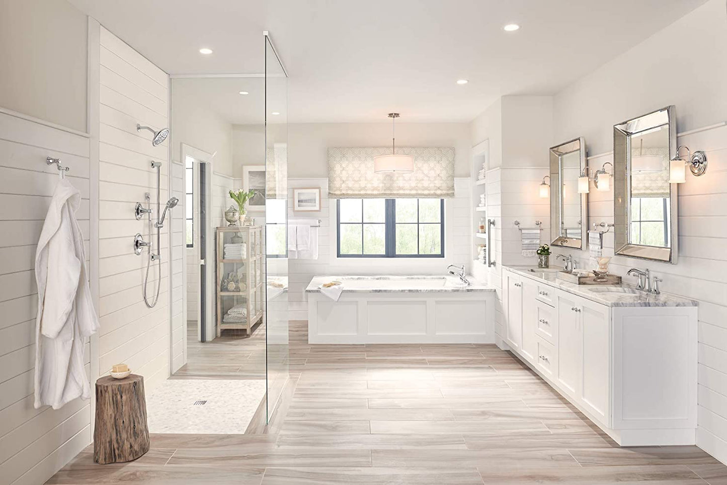 Moen YB6486CH - 9" Bathroom Hand Towel Bar in Chrome