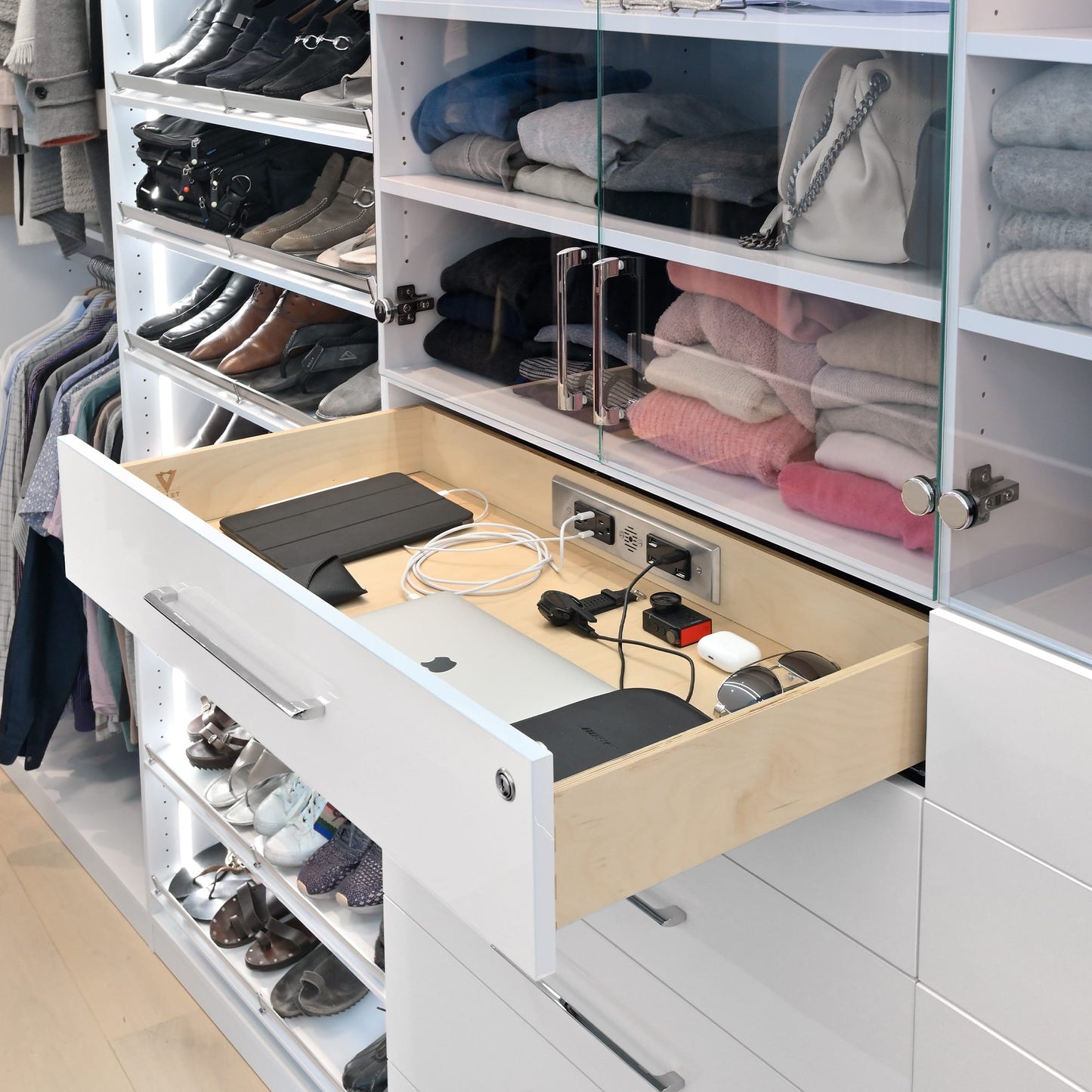 15 amp Blade Duo In Drawer Outlet