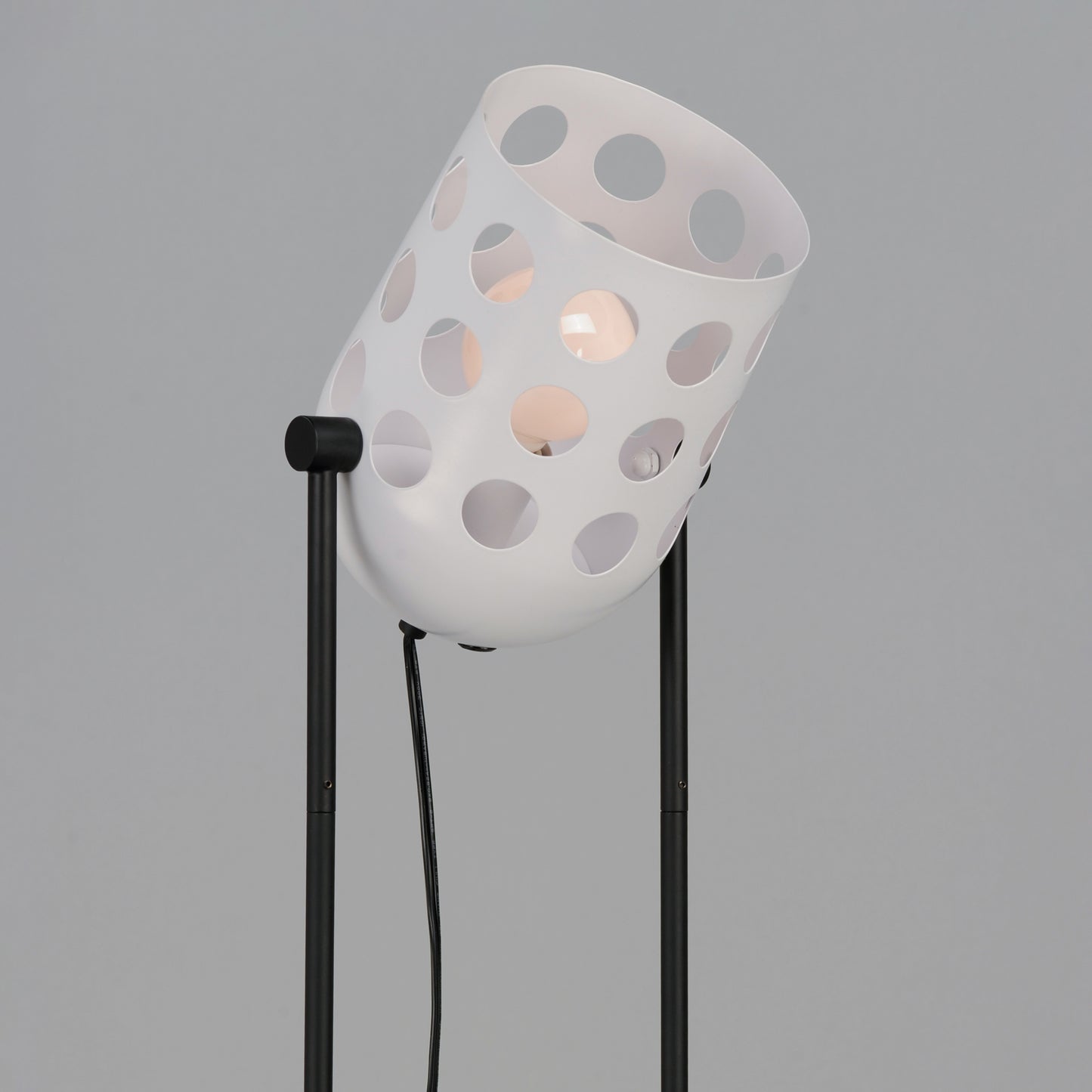 21249WTBK - Dottie 12" Table Lamp - Black