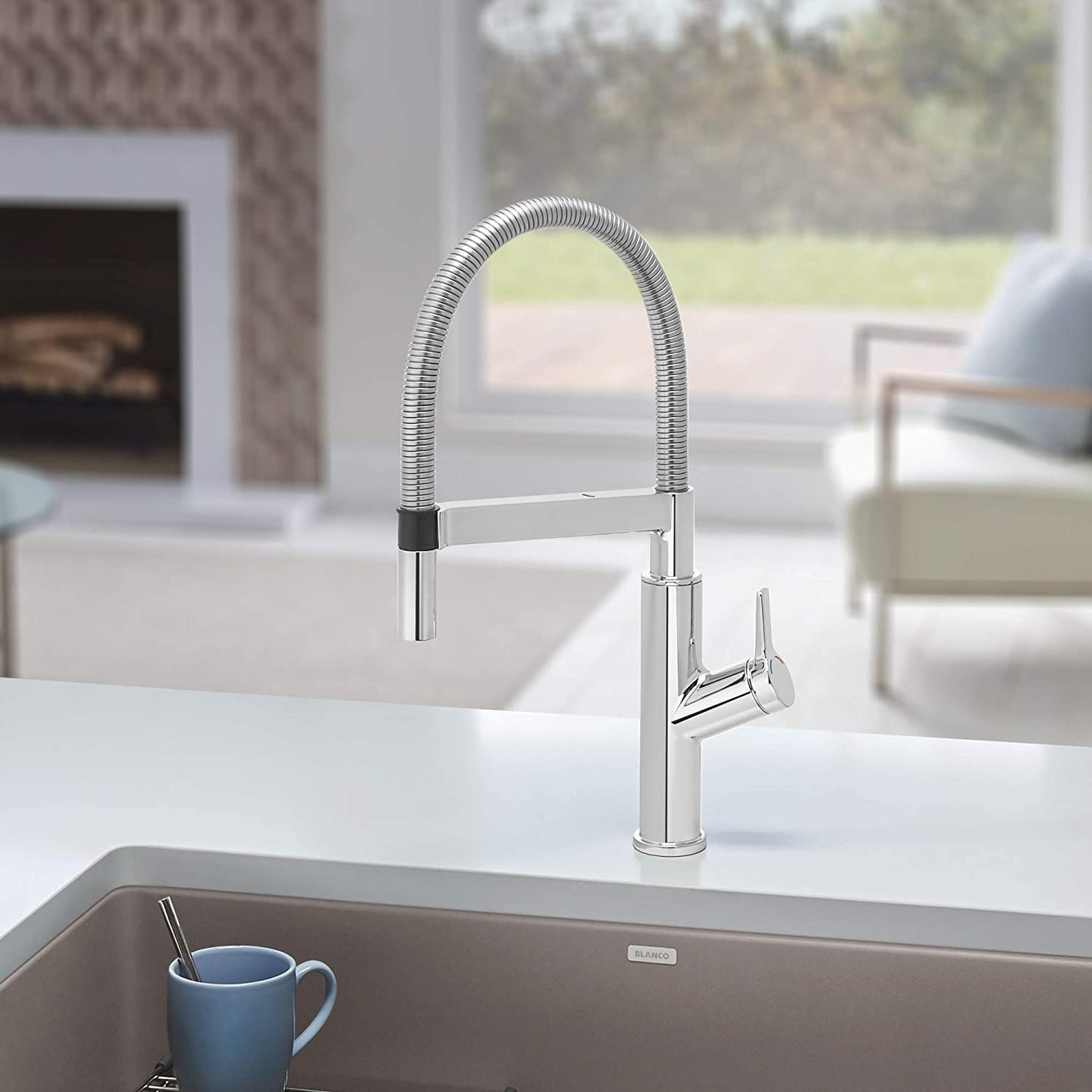 Solenta Senso Mini 1.5 gpm Kitchen Faucet with Sensor Technology - Chrome