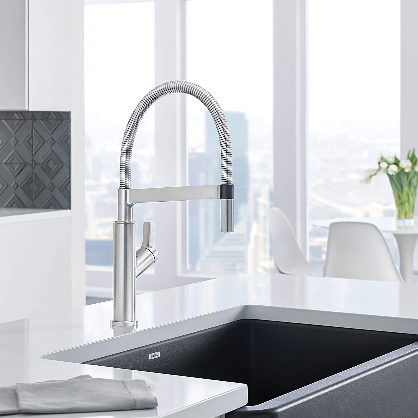 Solenta Senso Mini Semi-Pro Kitchen Faucet with Sensor Technology1.5 gpm - Stainless