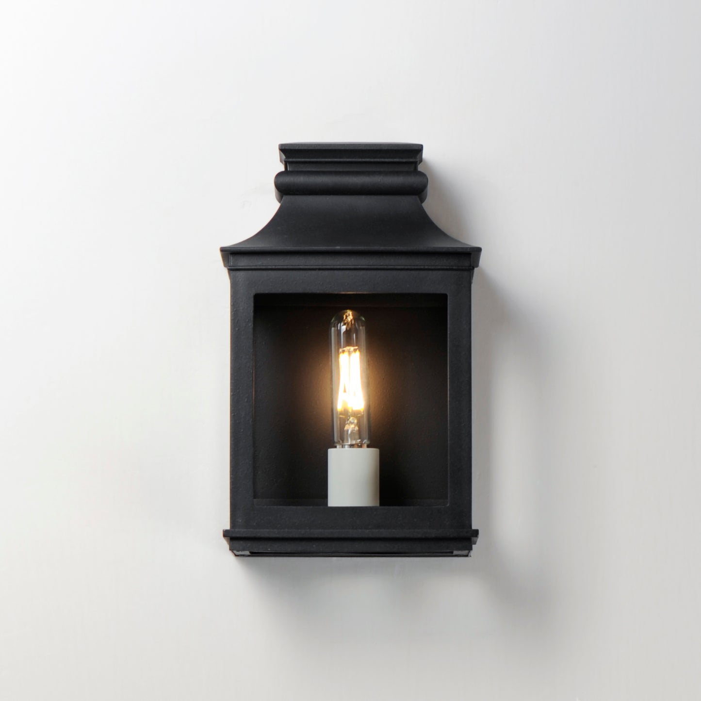 40912CLBO - Savannah VX 13" Outdoor Wall Sconce - Black Oxide