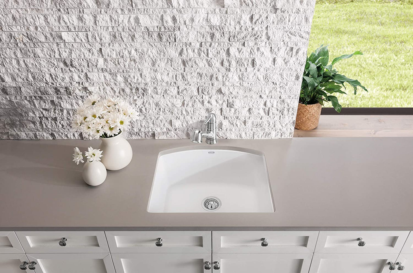24" Diamond Single Bowl Undermount Kitchen Sink - White
