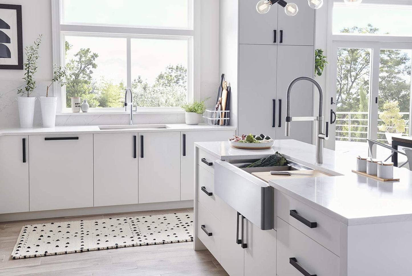 Culina Semi-Pro 1.8 gpmKitchen Faucet with Magnetic Handspray - Satin Nickel