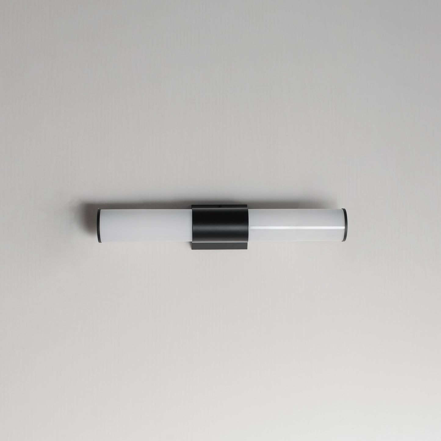 52500WTBK - Tubo 18" LED Bath Vanity Light - Black