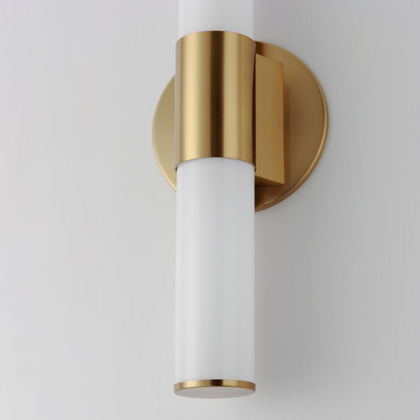 52500WTNAB - Tubo 18" LED Bath Vanity Light - Natural Aged Brass
