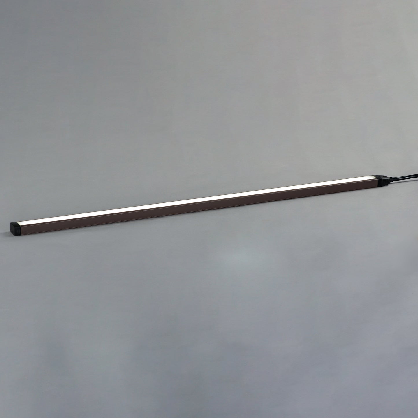 88955BZ - CounterMax 120V Slim 36" LED UC White Tunable - Bronze