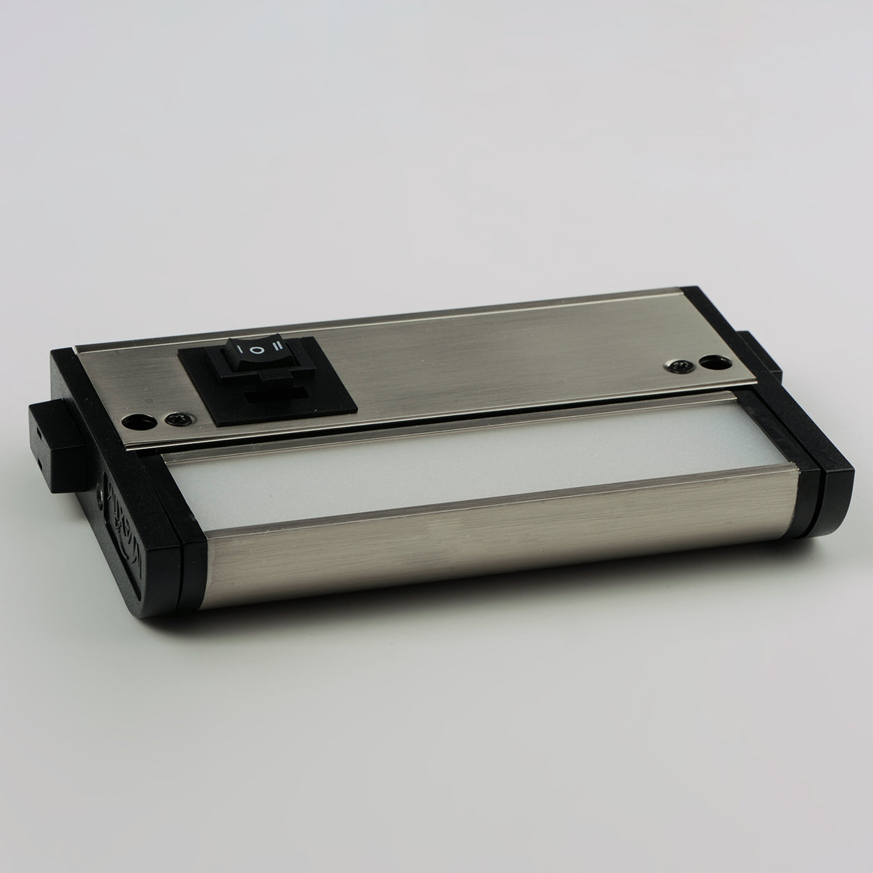 89862SN - CounterMax 5K 6'' 2700-5000K LED Under Cabinet - Satin Nickel