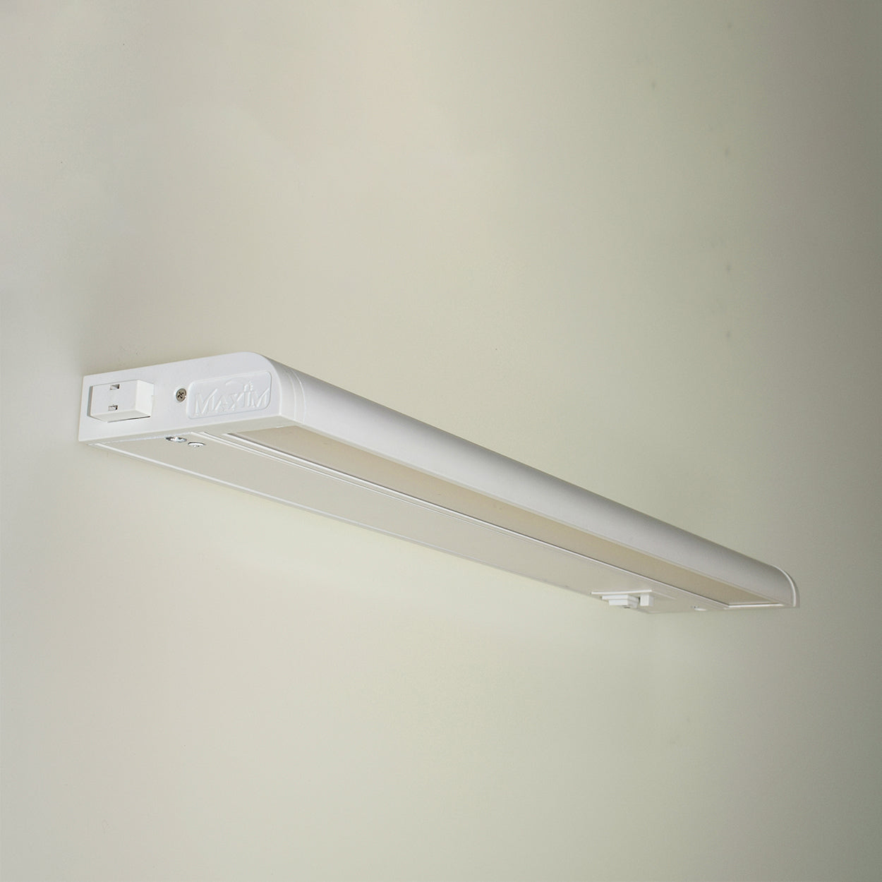 89863WT - CounterMax 5K 12'' 2700-5000K LED Under Cabinet - White