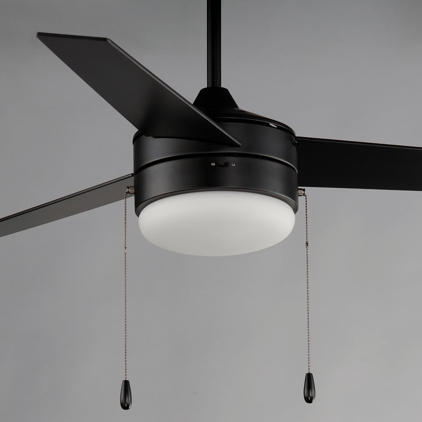 89906FTBKWN - Trio 52" Ceiling Fan - Black / Walnut
