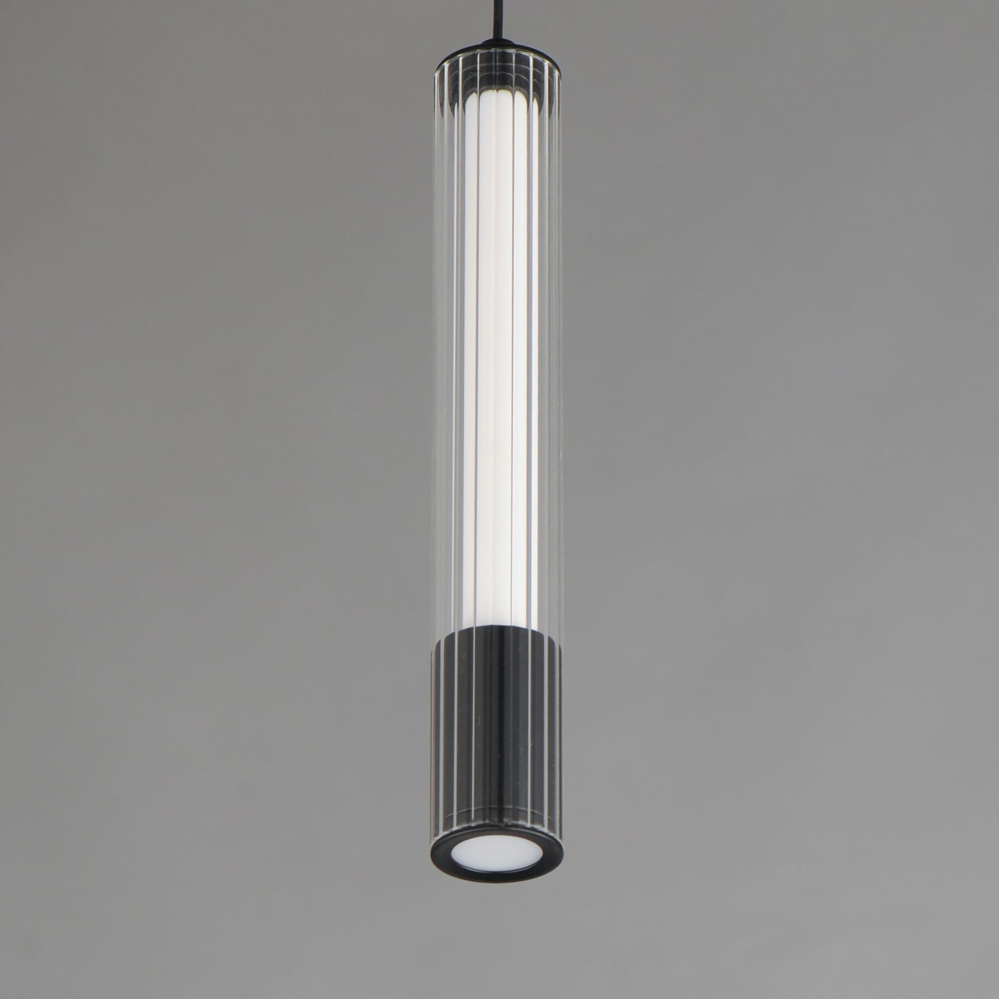 E11061-144BK - Cortex 11" Pendant - Black