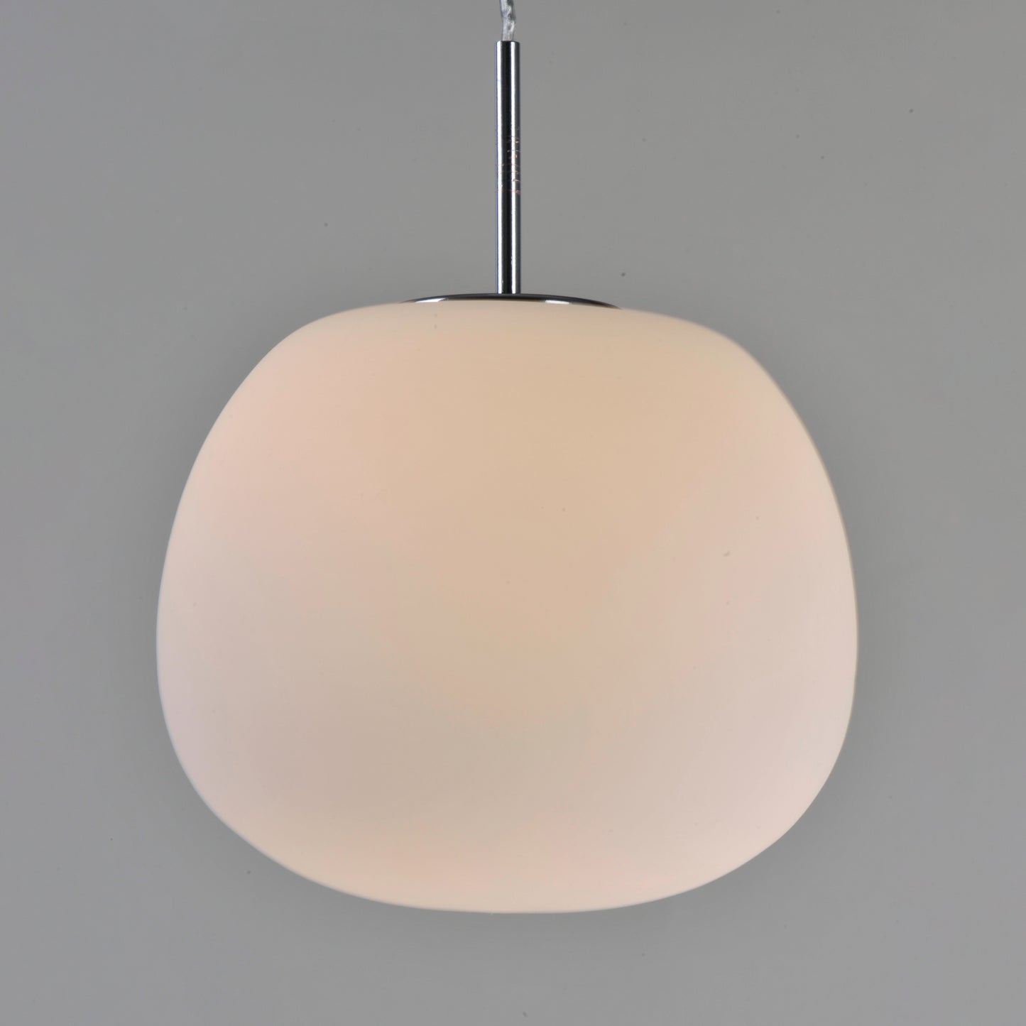 E21120-11WT - Puffs 6.25" Pendant - White